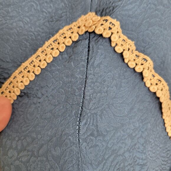 Anna Sui Blue 100% Silk Fit And Flare Tunic Tank Top Crochet Lining Size Small - Picture 13 of 16